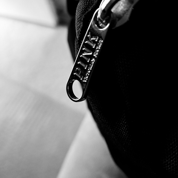 NWOT "PINK" by Victoria Secret Double Strap Duffle Bag Unisex - Picture 3 of 12